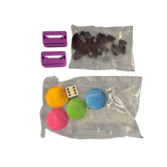 Trivial Pursuit Stranger Things Back to The 80s Edition Board Game Open Box - Picture 4 of 13